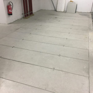Ouverture d'insertion à enlever (B125)